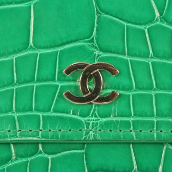 Chanel Ultra Rare Emerald Green Alligator Wallet on Chain SHW WOC 46cz414s - Picture 5 of 12